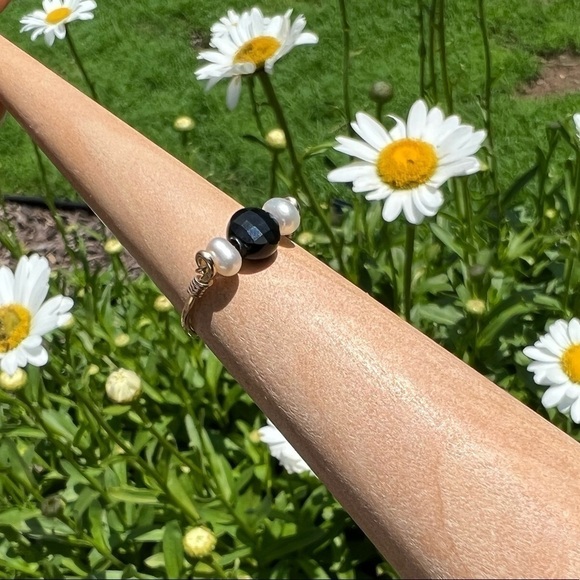 FRESHWATER Pearls & Onyx 14K Gold Filled Wire Wrapped Ring - Picture 3 of 12